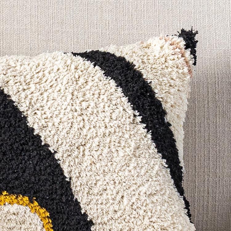 Close-up of Circled-Mod Cushion