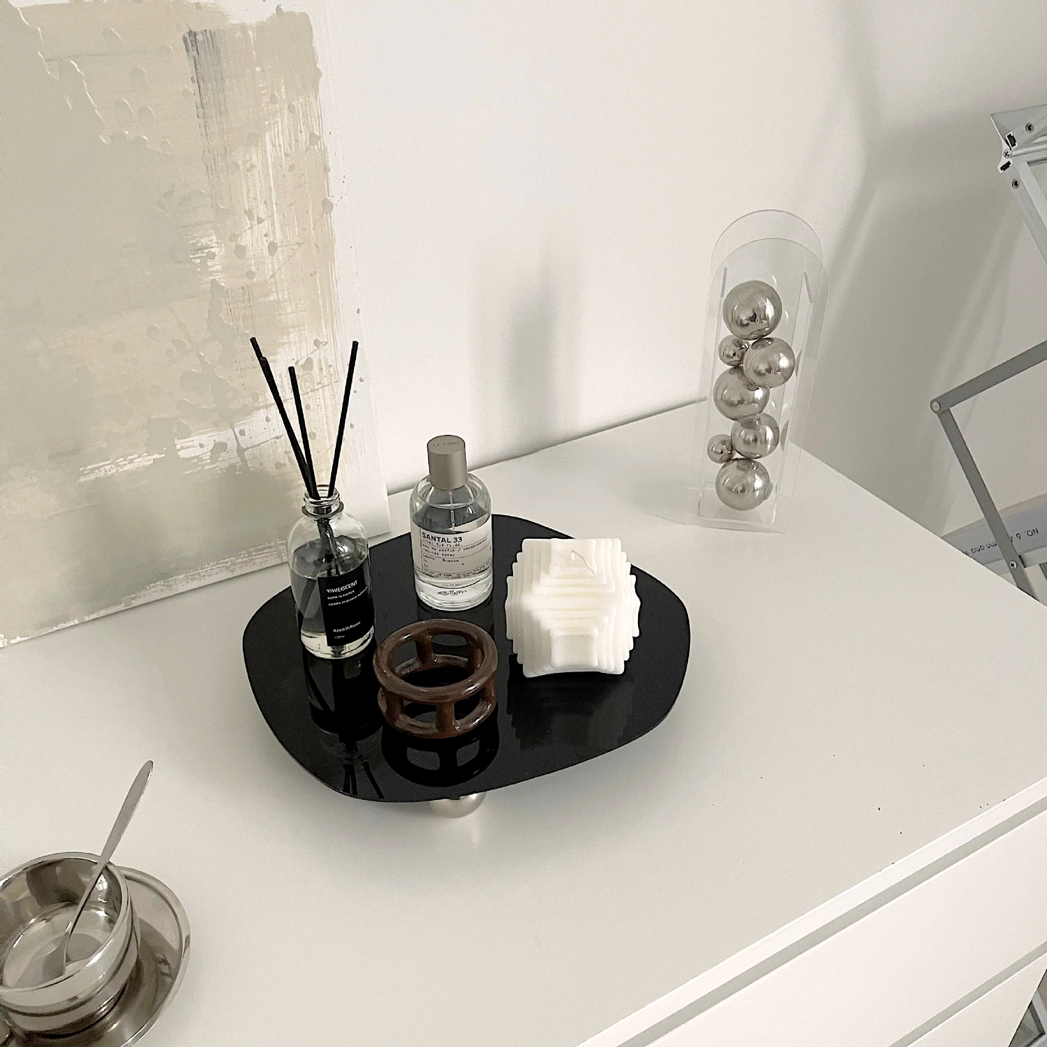 Bath products on Acrylic Mirror Tray 